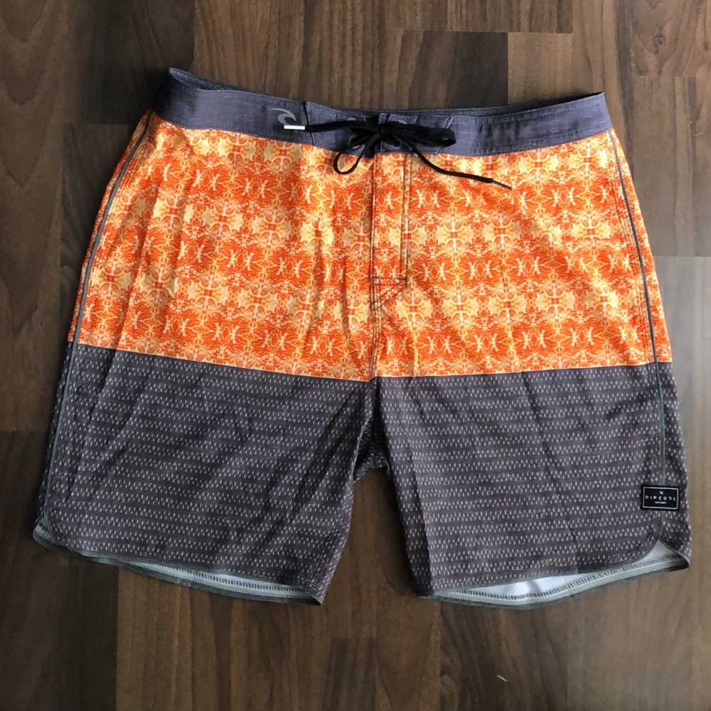 Men’s rip curl Swim shorts